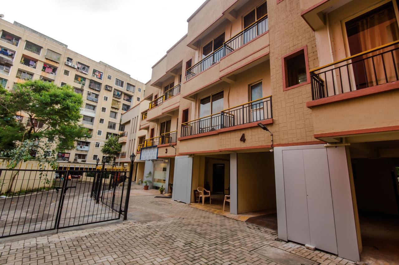 Oyo 9326 Om Sai Residency Hotel Bombay Eksteriør billede